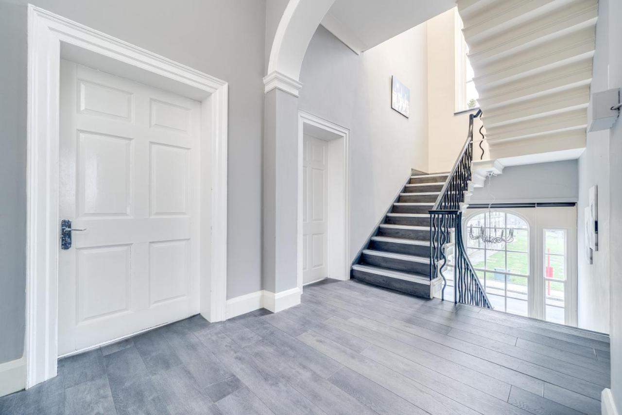 Wakefield Town House Exterior foto